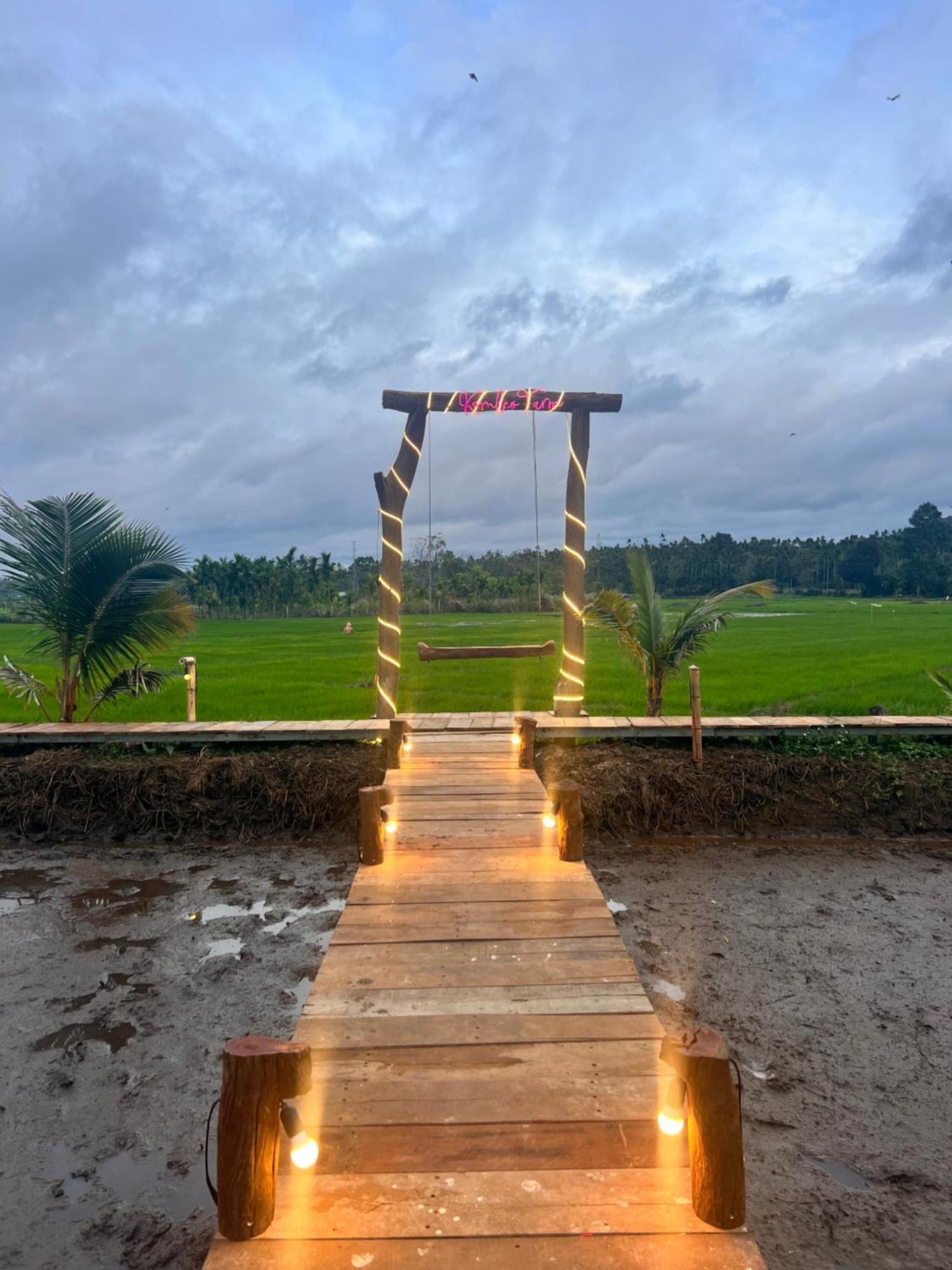 Komleo Farm Hotel บวนมาถวต ภายนอก รูปภาพ